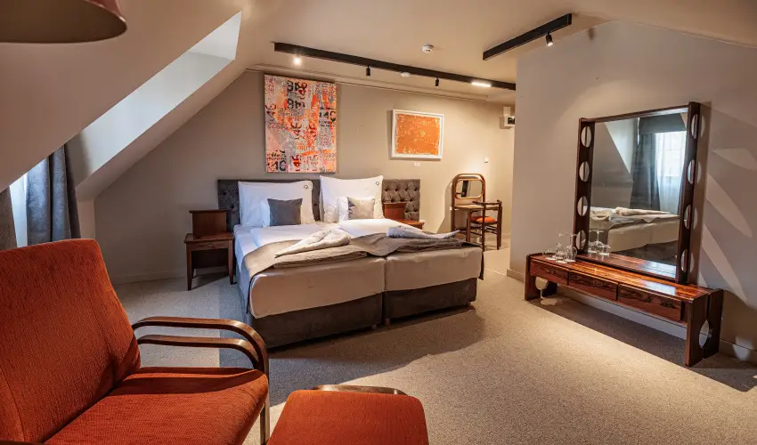 Barka Galria Hotel s tterem Tllya - Karcsony