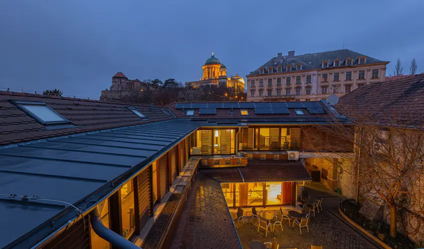 Bazilika alatti Panzió Esztergom - Karácsony