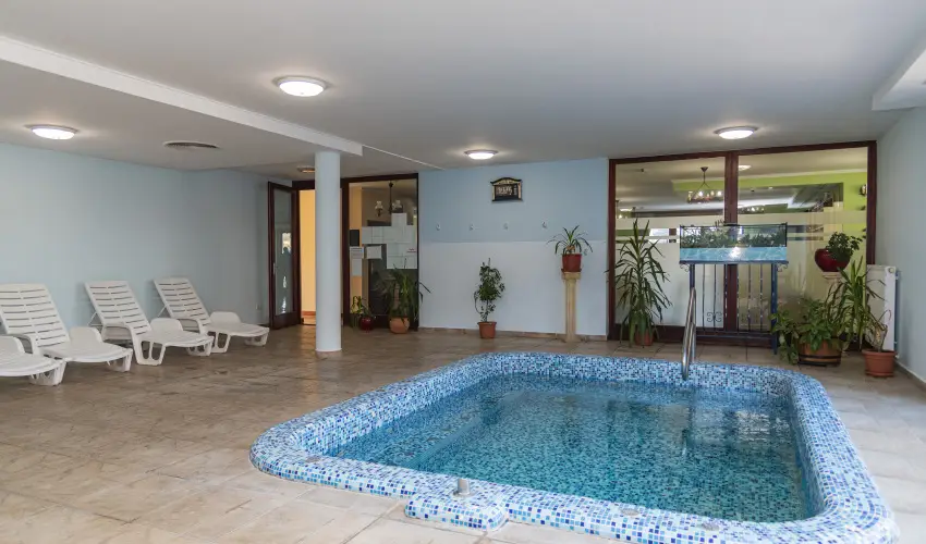 Boni Csal�di Wellness Hotel Zalakaros - Kar�csony (min. 2 �j)