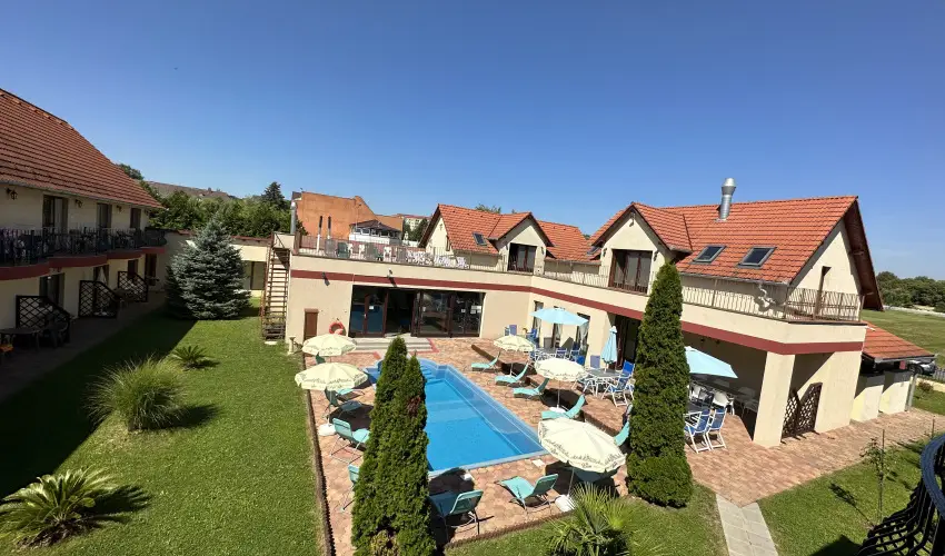 Boni Csal�di Wellness Hotel Zalakaros - Kar�csony (min. 2 �j)