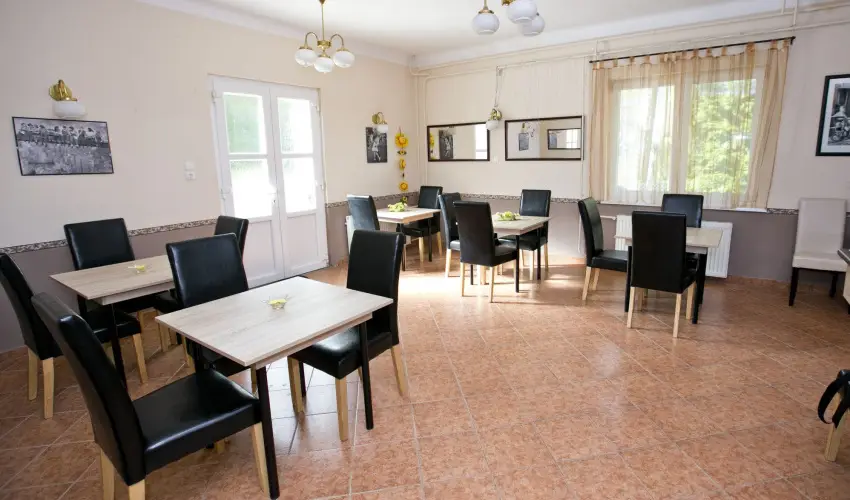 Borka Panzi Pardfrd - Karcsony