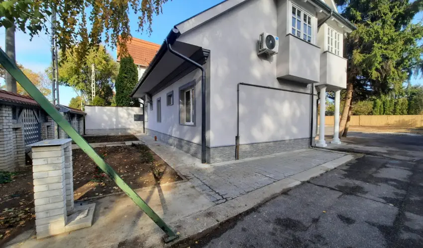 Borostyn Szllshely Debrecen - Karcsony