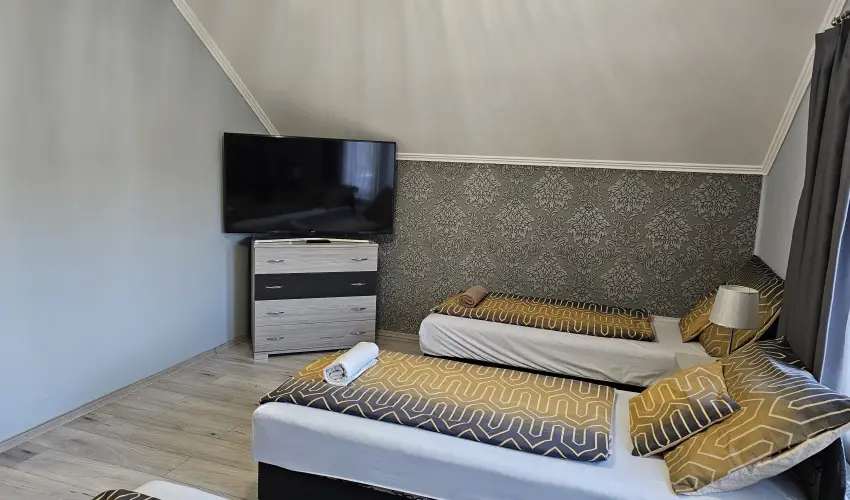 Borostyn Szllshely Debrecen - Karcsony