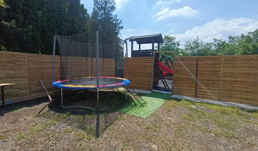 Borostyn Szllshely Debrecen - Karcsony