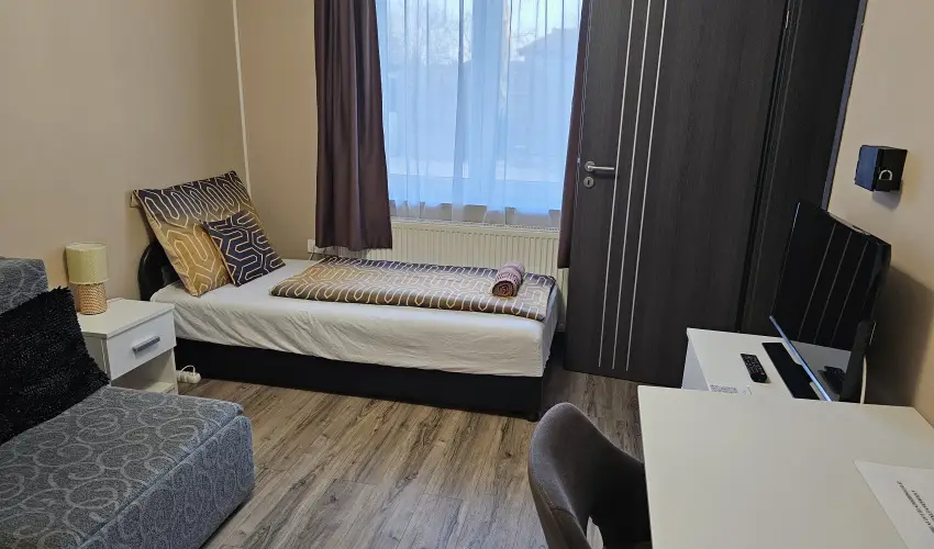 Borostyn Szllshely Debrecen - Karcsony