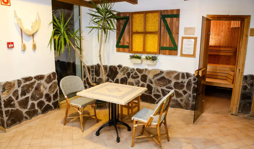 Calimbra Konferencia & Wellness Hotel Miskolctapolca - Karcsony (min. 2 j)