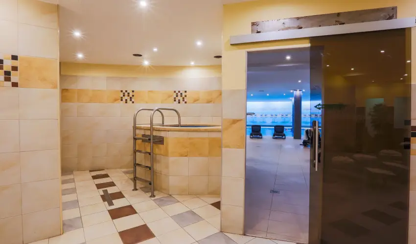 CE Plaza Hotel Sifok - Varzslatos karcsony s nnepek kztt (min. 2 j)