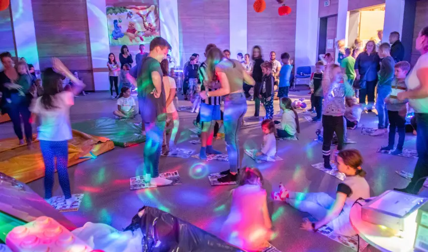 CE Plaza Hotel Sifok - Varzslatos karcsony s nnepek kztt (min. 2 j)