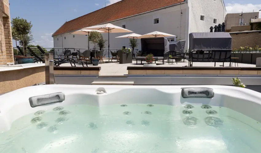 CE Plaza Hotel Sifok - Varzslatos karcsony s nnepek kztt (min. 2 j)