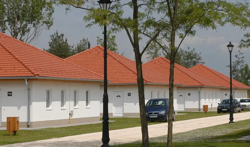 Cegldfrd Apartmanpark s Kemping Cegld - Karcsony (min. 2 j)