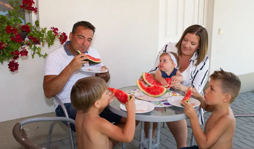 Cegldfrd Apartmanpark s Kemping Cegld - Karcsony (min. 2 j)