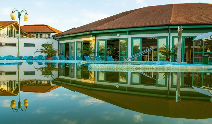 Cegldfrd Apartmanpark s Kemping Cegld - Karcsony (min. 2 j)