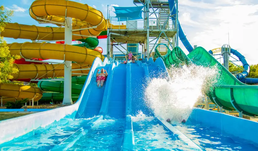 Cegldfrd Apartmanpark s Kemping Cegld - Karcsony (min. 2 j)