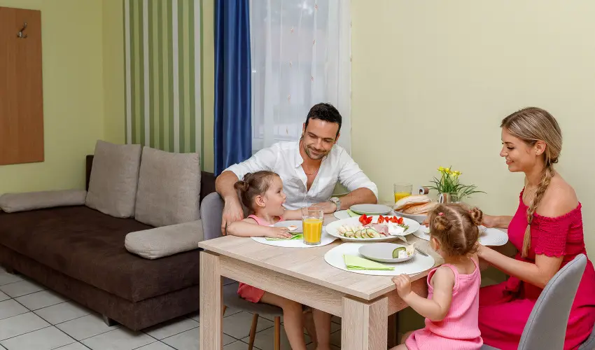 Cegldfrd Apartmanpark s Kemping Cegld - Karcsony (min. 2 j)