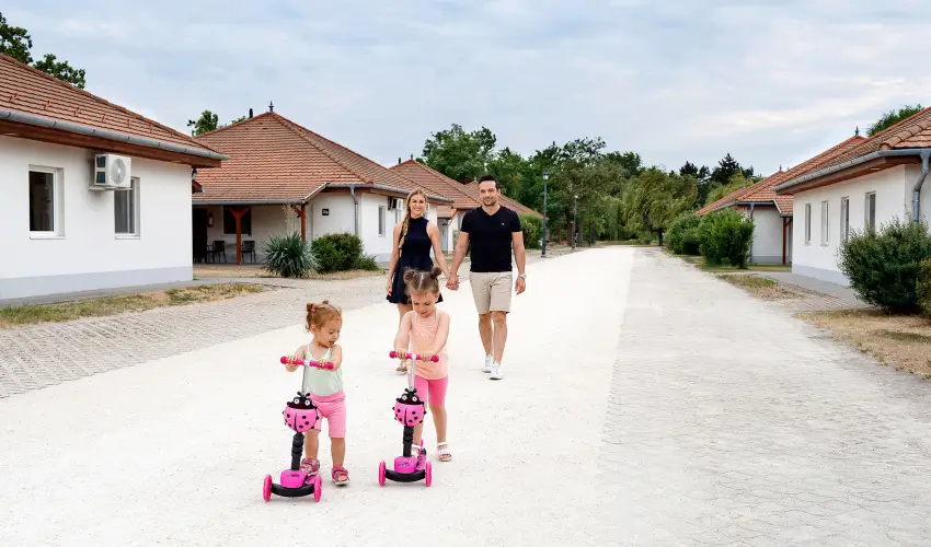 Cegldfrd Apartmanpark s Kemping Cegld - Karcsony (min. 2 j)