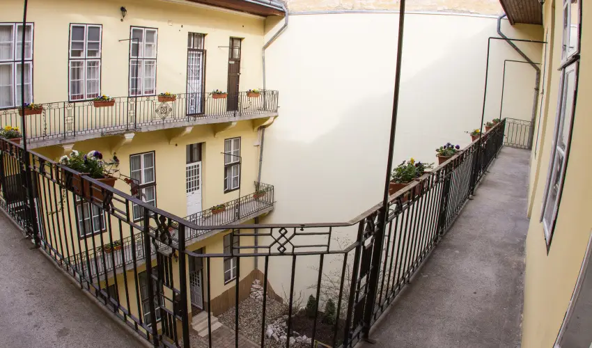 Central Hotel 21 Budapest - Karcsony