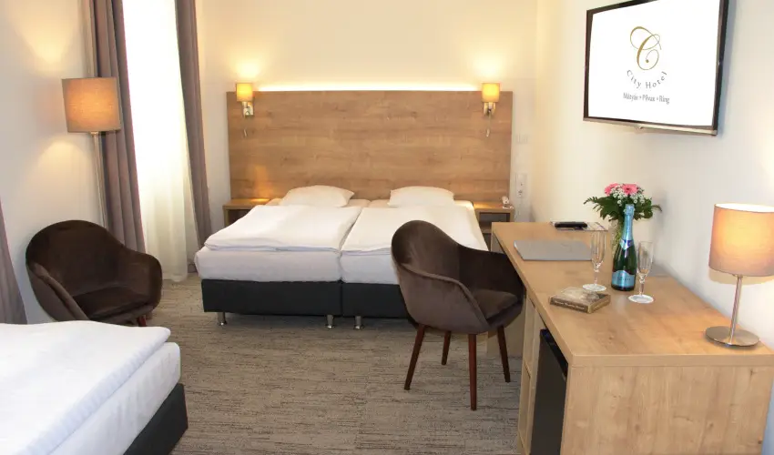 City Hotel Ring Budapest - Karcsony (min. 2 j)