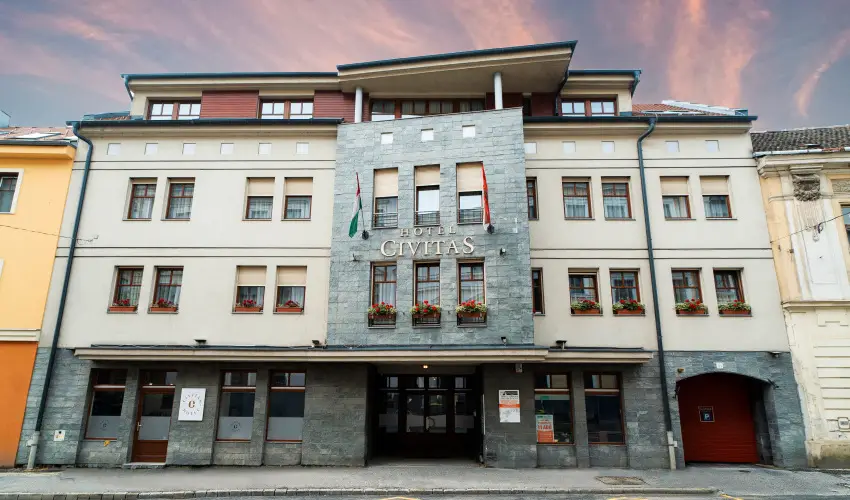 Hotel Civitas Sopron - Karcsony - teljes elrefizetssel