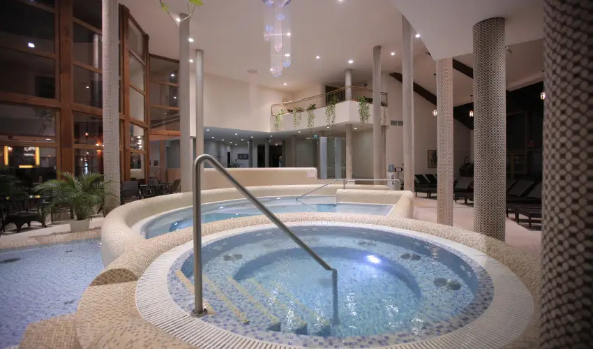 Colosseum Wellness Hotel Mrahalom - Karcsony s tli sznet (min. 3 j)