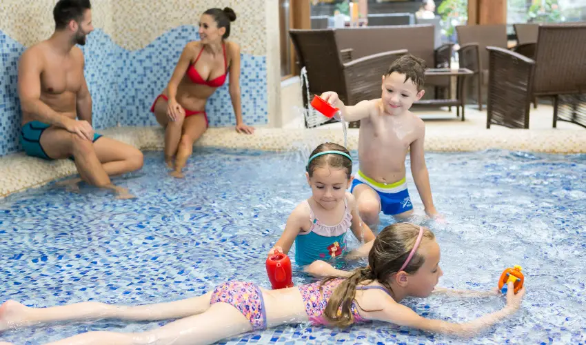 Colosseum Wellness Hotel Mrahalom - Karcsony s tli sznet (min. 3 j)