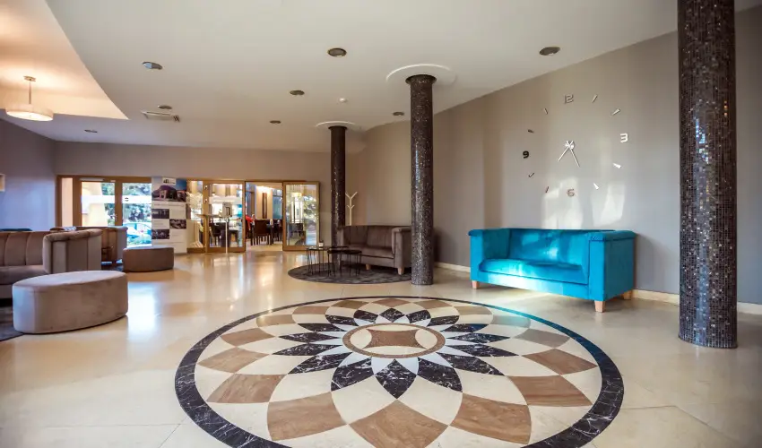 Colosseum Wellness Hotel Mrahalom - Karcsony s tli sznet (min. 3 j)