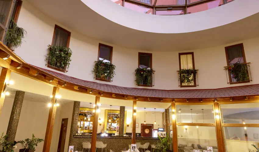 Colosseum Wellness Hotel Mrahalom - Karcsony s tli sznet (min. 3 j)