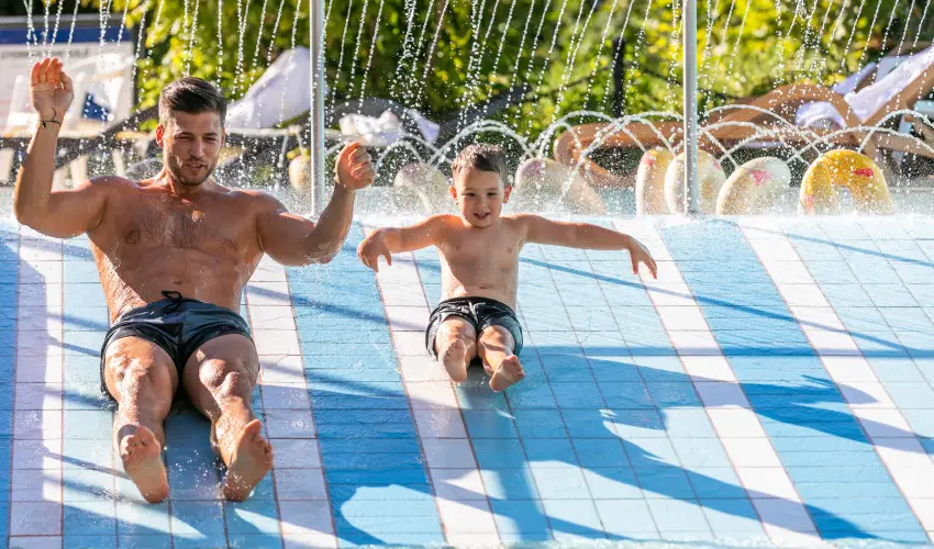 Colosseum Wellness Hotel Mrahalom - Karcsony s tli sznet (min. 3 j)