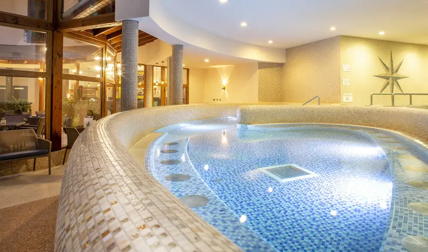 Colosseum Wellness Hotel Mrahalom - Karcsony s tli sznet (min. 3 j)