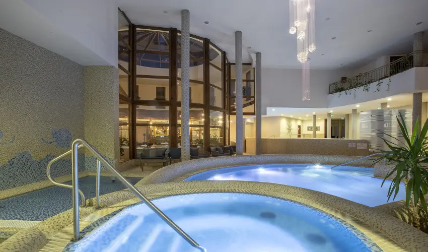 Colosseum Wellness Hotel Mrahalom - Karcsony s tli sznet (min. 3 j)