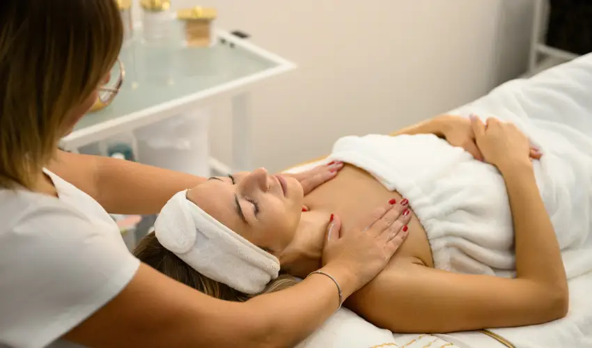 Colosseum Wellness Hotel M�rahalom - Kar�csony �s t�li sz�net