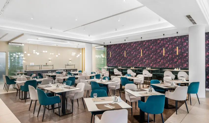 Corso Hotel Pcs Pcs - Karcsony - teljes elrefizetssel