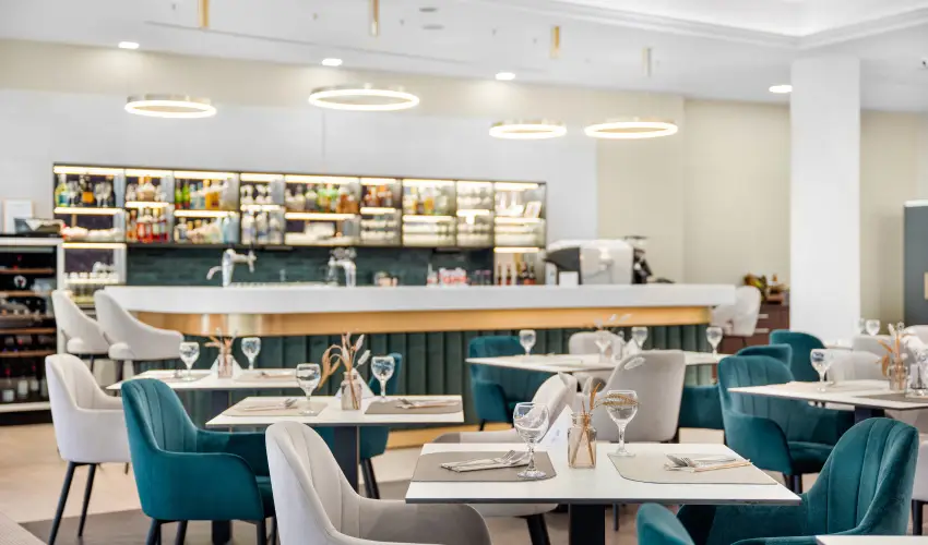 Corso Hotel Pcs Pcs - Karcsony - teljes elrefizetssel