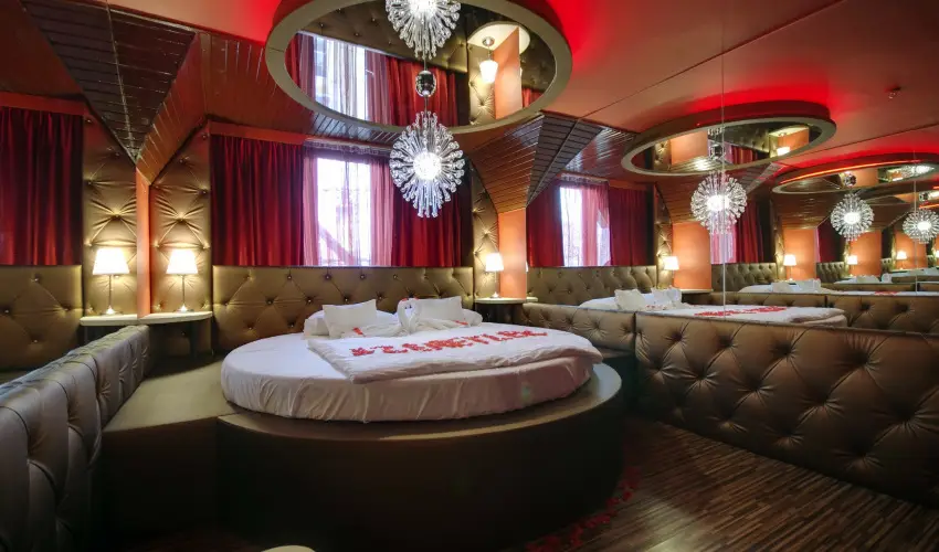 Corvin Hotel Gyula - Romantikus Karcsony kettesben