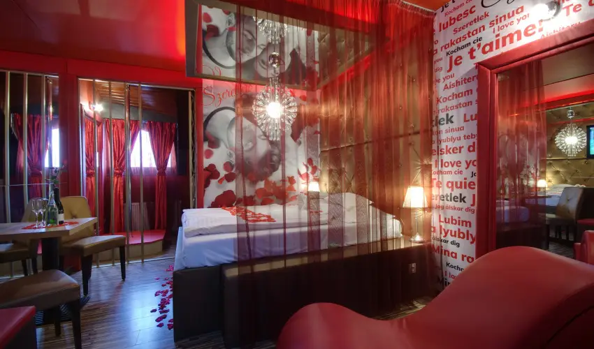 Corvin Hotel Gyula - Romantikus Karcsony kettesben