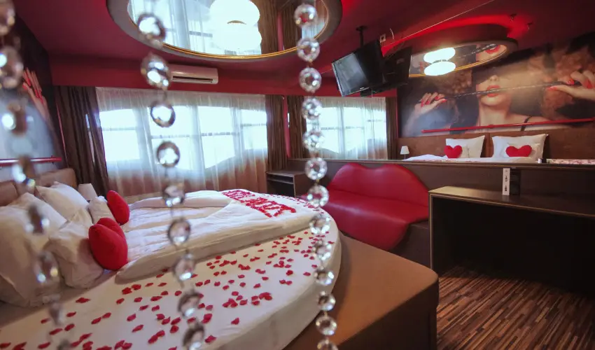 Corvin Hotel Gyula - Romantikus Karcsony kettesben