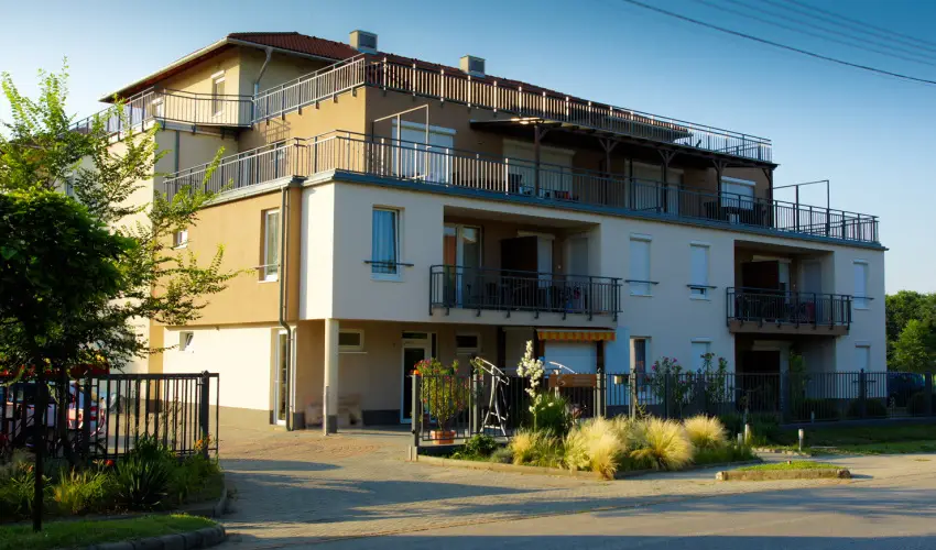 Solaris Apartman & Resort Cserkeszl - Karcsony (min. 2 j)