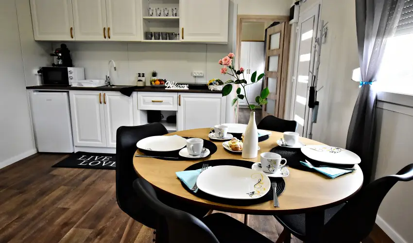 Csoda Apartman Domaszk - Karcsony