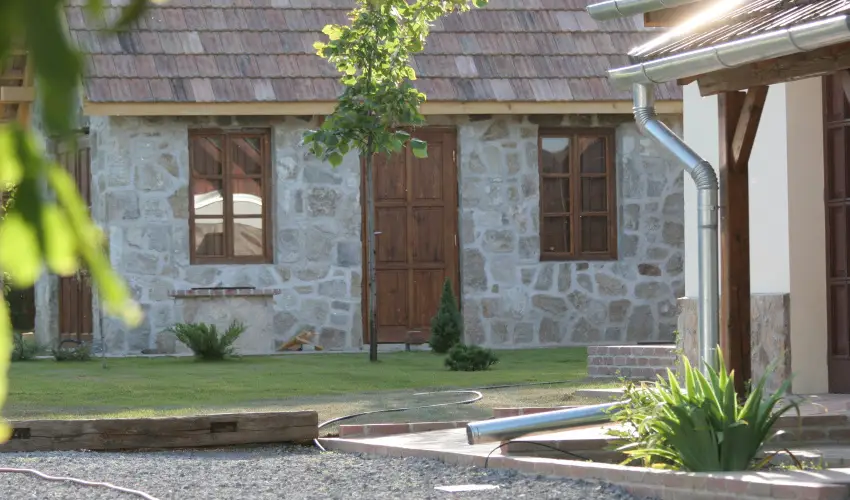 Czir�ka Vend�gh�z Tolcsva - Kar�csony (min. 3 �j)