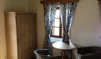 Czir�ka Vend�gh�z Tolcsva