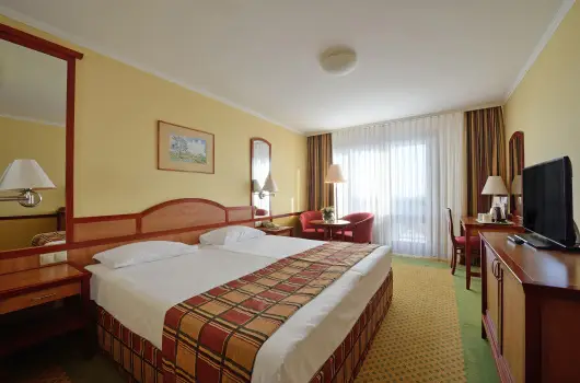 Danubius Hotel Bk - Karcsony (min. 3 j)