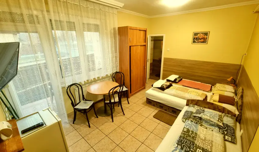 Dek Vendghz Hajdszoboszl - Karcsony (min. 2 j)