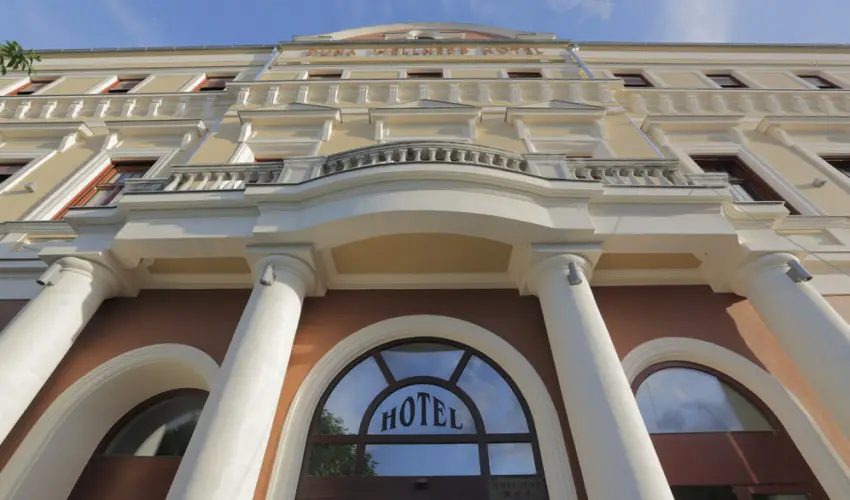 Duna Wellness Hotel Baja - Karcsony