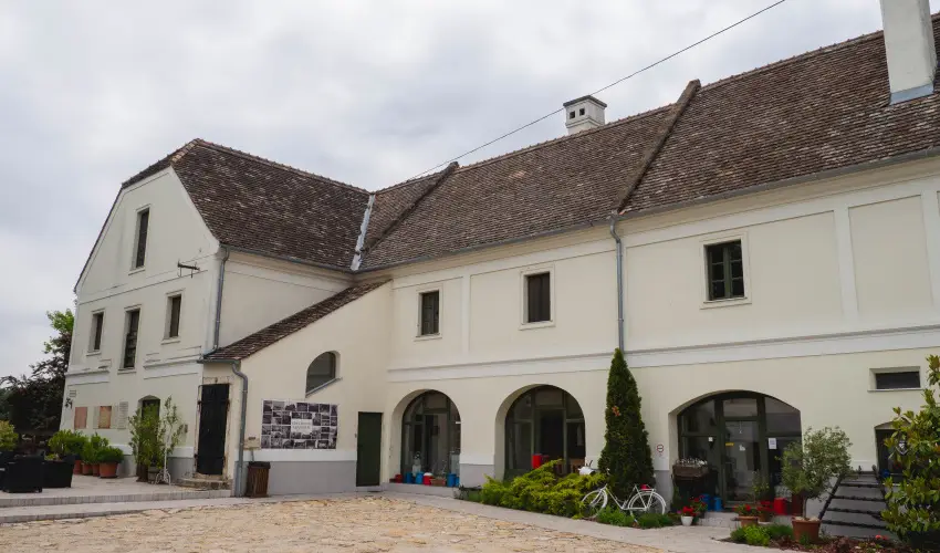 Edvy Malom Fogadó és Barokk Udvarház Pápa - Karácsony (min. 2 éj)