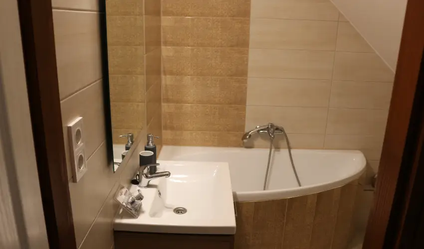 gerliget Vendghz Harkny - Karcsony (min. 2 j)