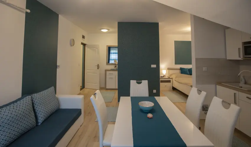 gerliget Vendghz Harkny - Karcsony (min. 2 j)