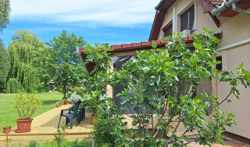 gerliget Vendghz Harkny - Karcsony (min. 2 j)