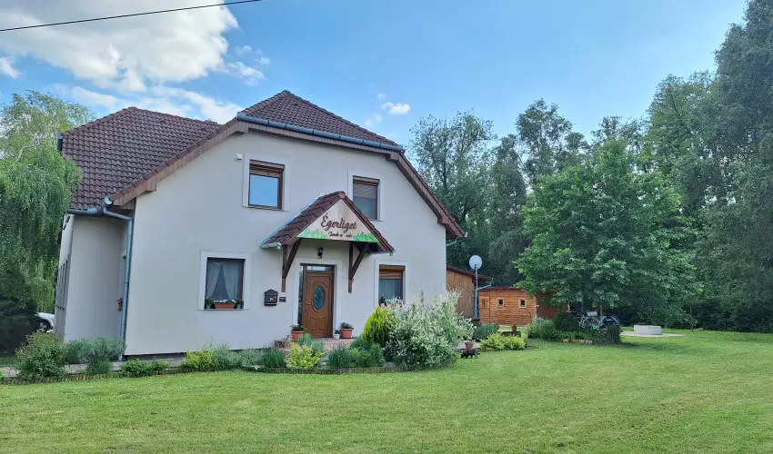 gerliget Vendghz Harkny - Karcsony (min. 2 j)