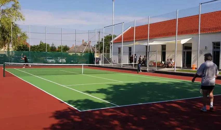 Eleven Business & Sport Hotel Jászárokszállás - Karácsony