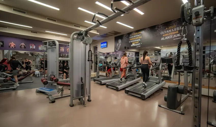 Eleven Business & Sport Hotel Jászárokszállás - Karácsony