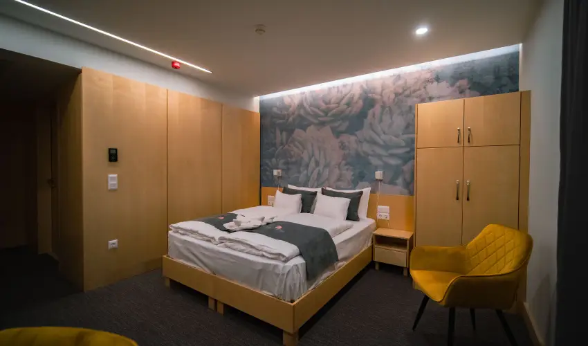 Eleven Business & Sport Hotel Jászárokszállás - Karácsony